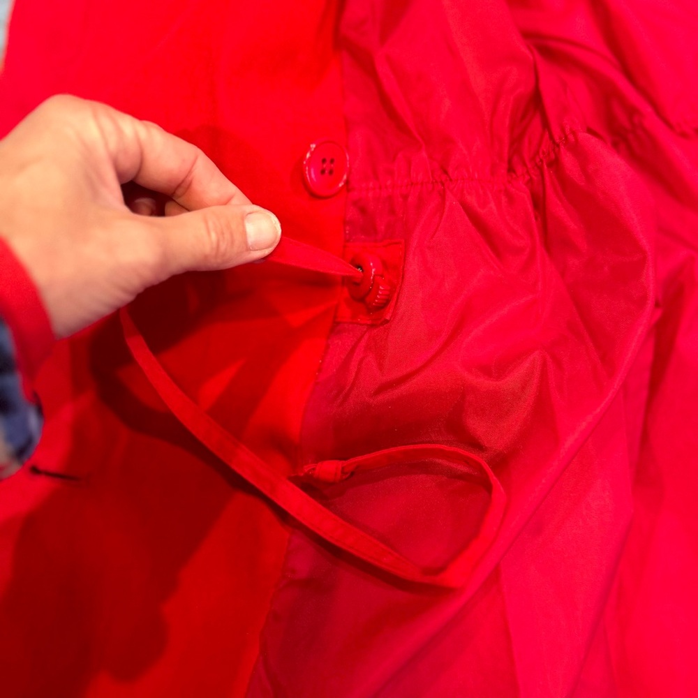 90s Cherry Red Jacket - Picture 11 of 16